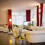 Hotel Baby 3*