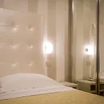 Baby Hotel