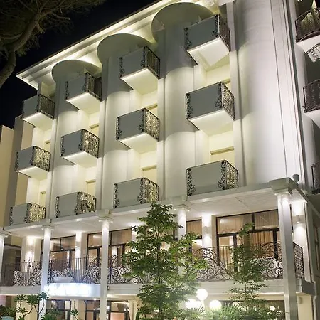 Hotel Baby 3*