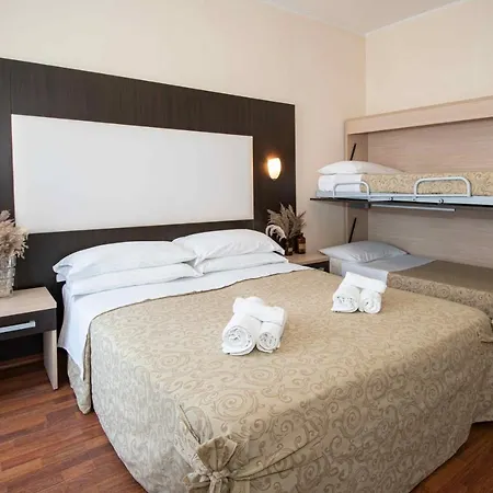 Baby Hotel