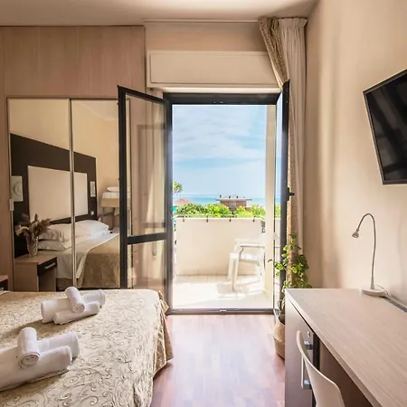 Baby Hotel