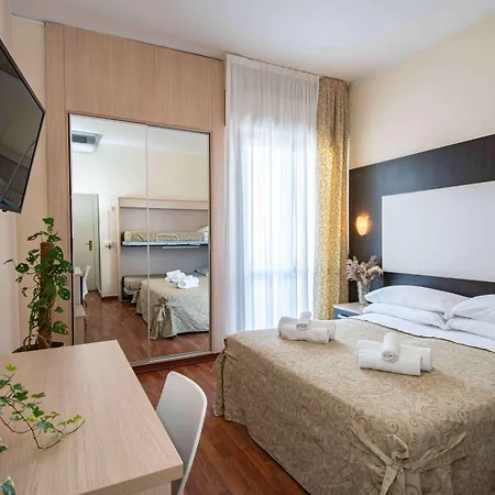 Baby Hotel 3*