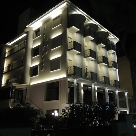 Baby Hotel