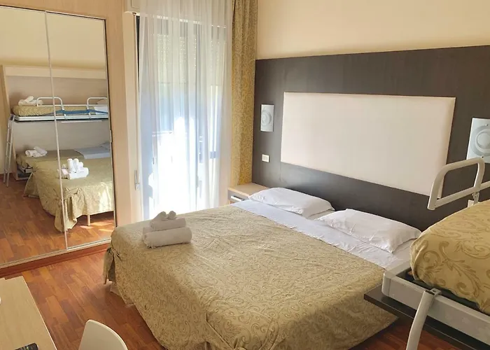 Baby Hotel 3*